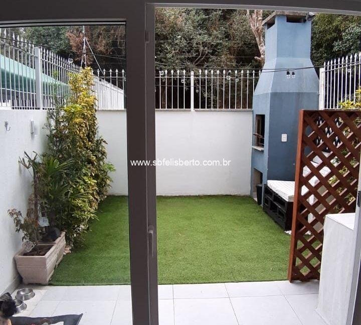 0f18abf2-f8d2-4f7d-b60f-e7d459a28a47-720x800