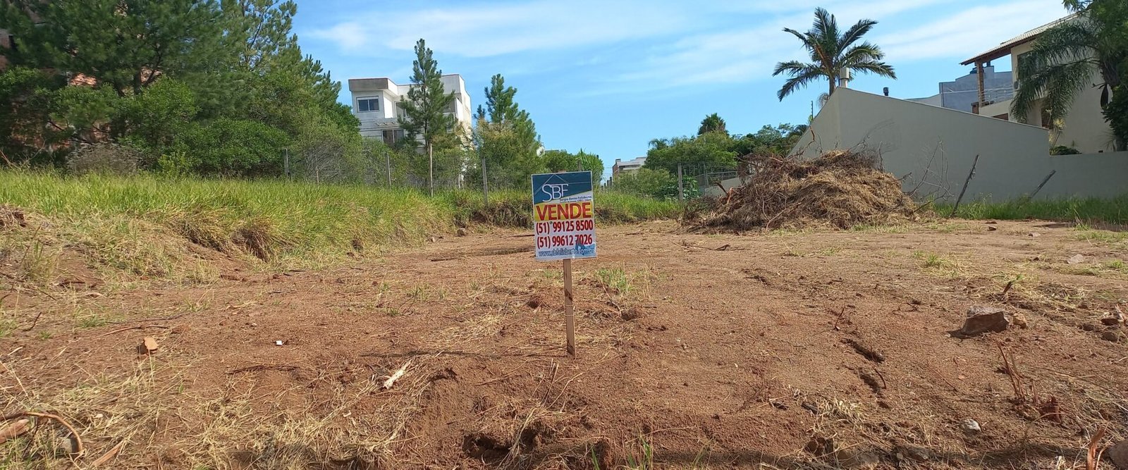 Terreno a Venda no Portal 2 do Guarujá em Porto Alegre.