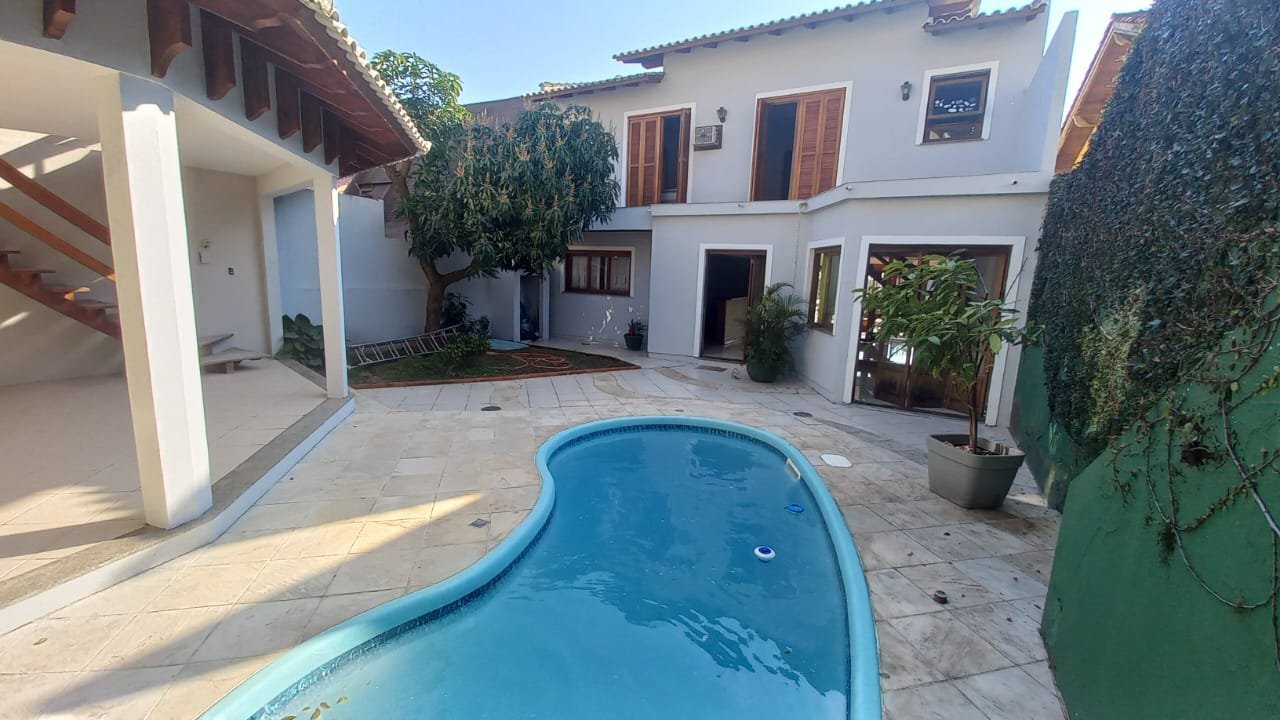 Excelente casa, semimobiliada, com 3 dormitórios Imperial Park , Porto Alegre, RS.