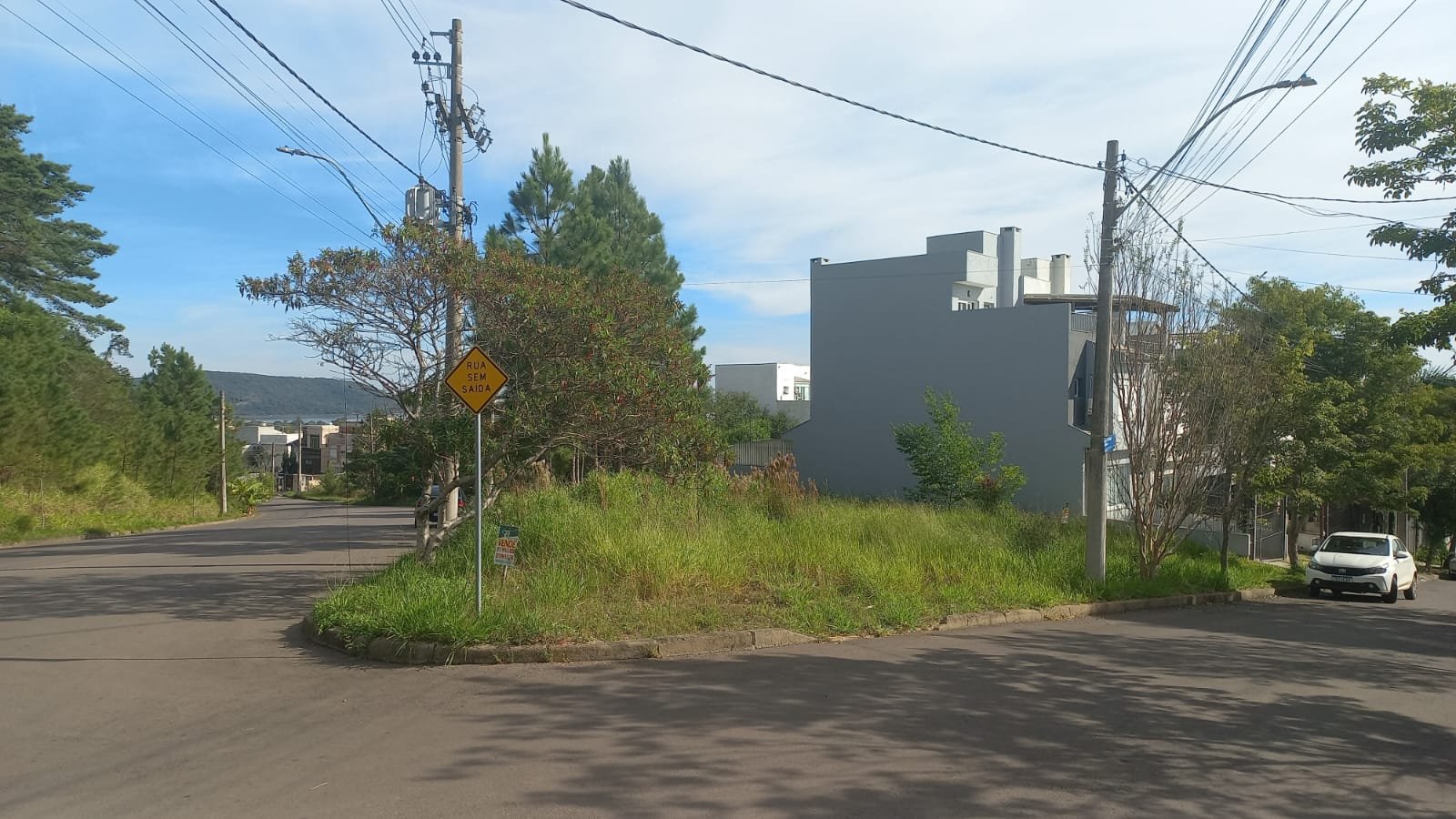 Terrenos a Venda no no Portal 2 do Guarujá.