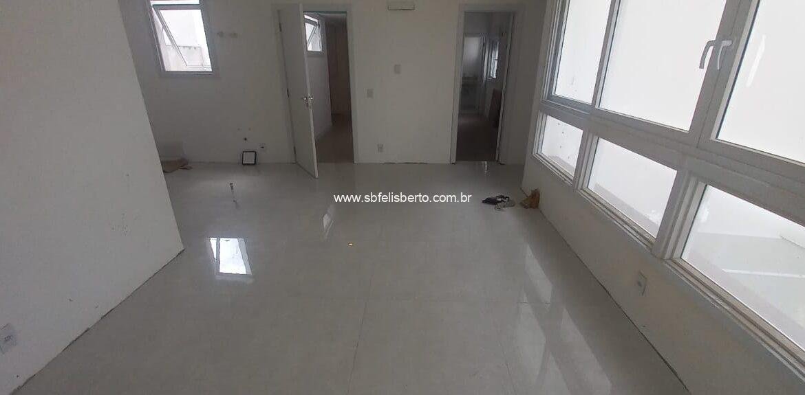 WhatsApp Image 2025-10-05 at 15.17.09