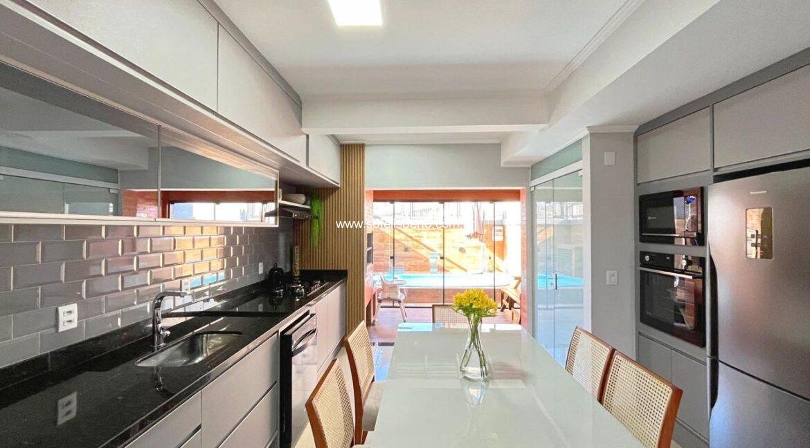 WhatsApp Image 2025-12-20 at 21.39.27